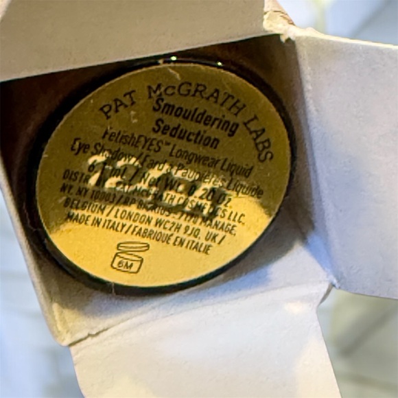 Pat McGrath Labs Fetisheyes longwear liquid eyeshadow Smoldering Seduction nwt - Picture 2 of 3